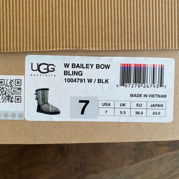 $$SOLD$$ UGG boots Bailey Bow Bling - Picture 5 of 5